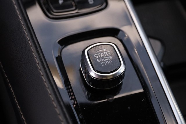 Volvo XC90 Vehicle Image 17