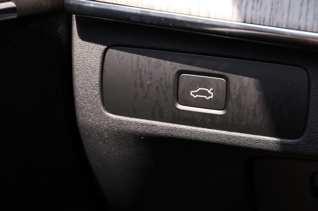Volvo XC90 Vehicle Image 25