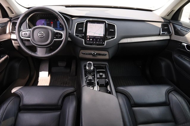 Volvo XC90 Vehicle Image 27