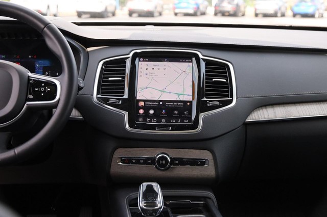 Volvo XC90 Vehicle Image 30