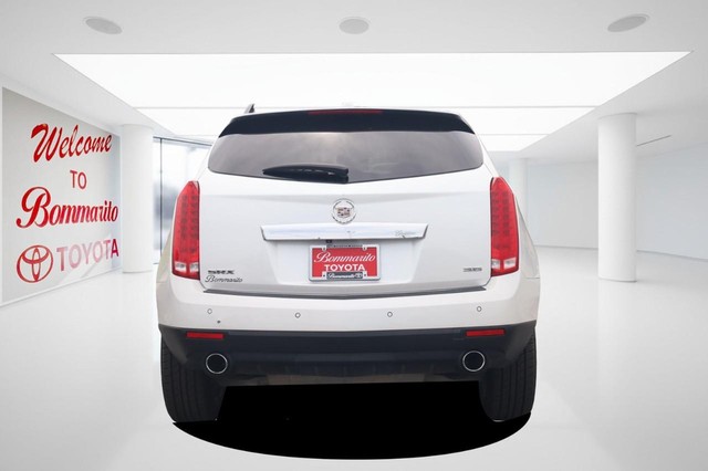 Cadillac SRX Vehicle Image 06