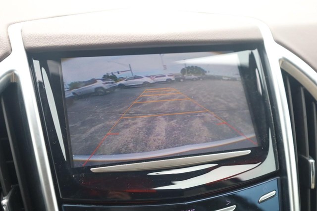 Cadillac SRX Vehicle Image 17