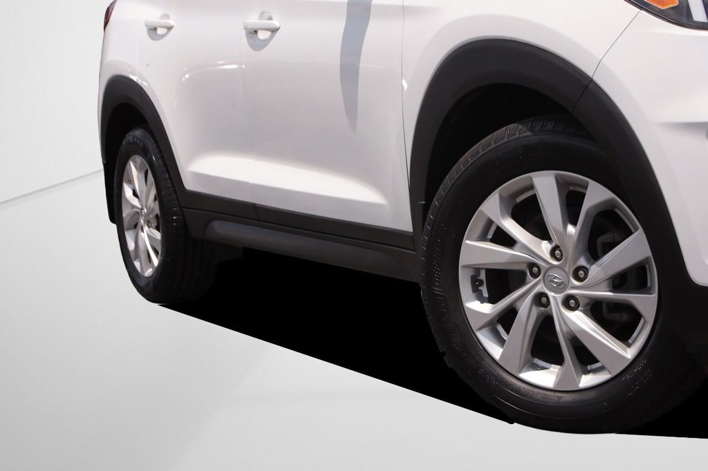Hyundai Tucson Vehicle Full-screen Gallery Image 3