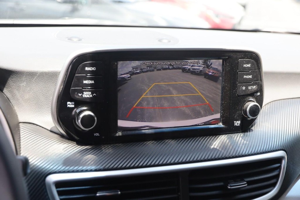 Hyundai Tucson Vehicle Full-screen Gallery Image 15