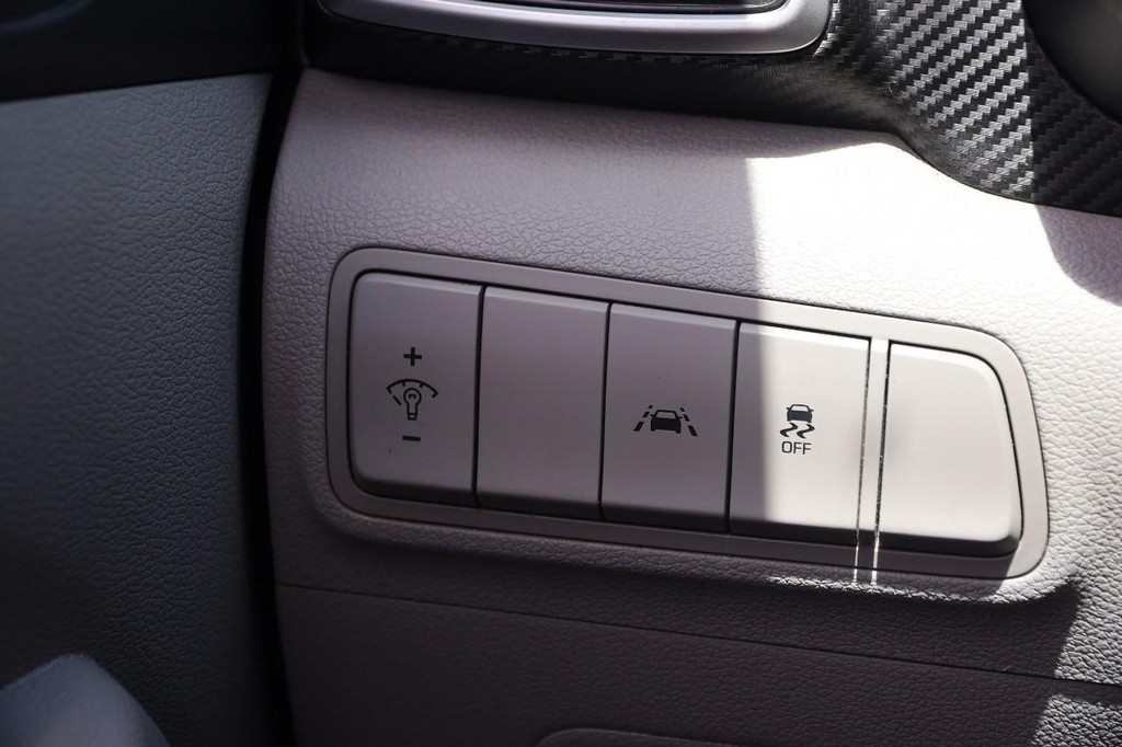Hyundai Tucson Vehicle Full-screen Gallery Image 18
