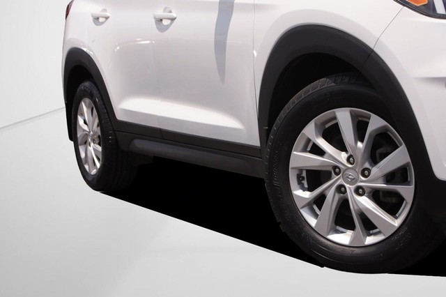 Hyundai Tucson Vehicle Image 03