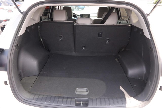 Hyundai Tucson Vehicle Image 07