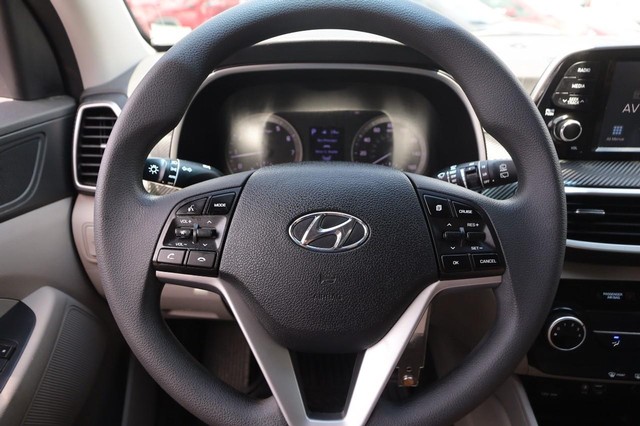 Hyundai Tucson Vehicle Image 10