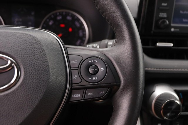 Toyota RAV4 Vehicle Image 14