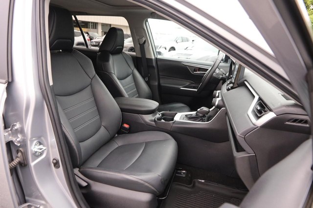 Toyota RAV4 Vehicle Image 28