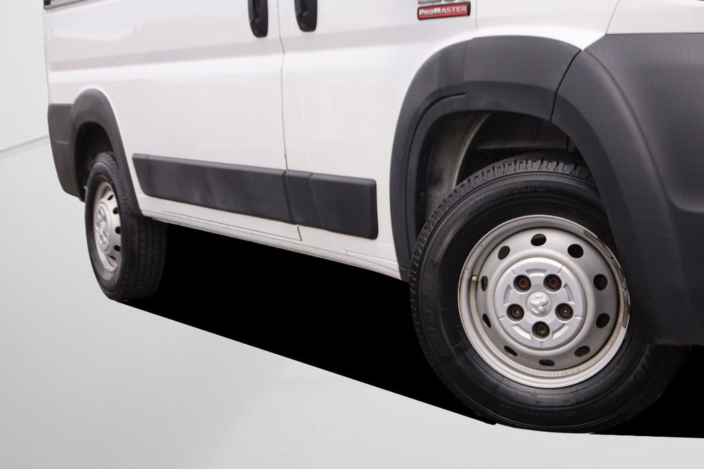 Ram ProMaster Cargo Van Vehicle Full-screen Gallery Image 3