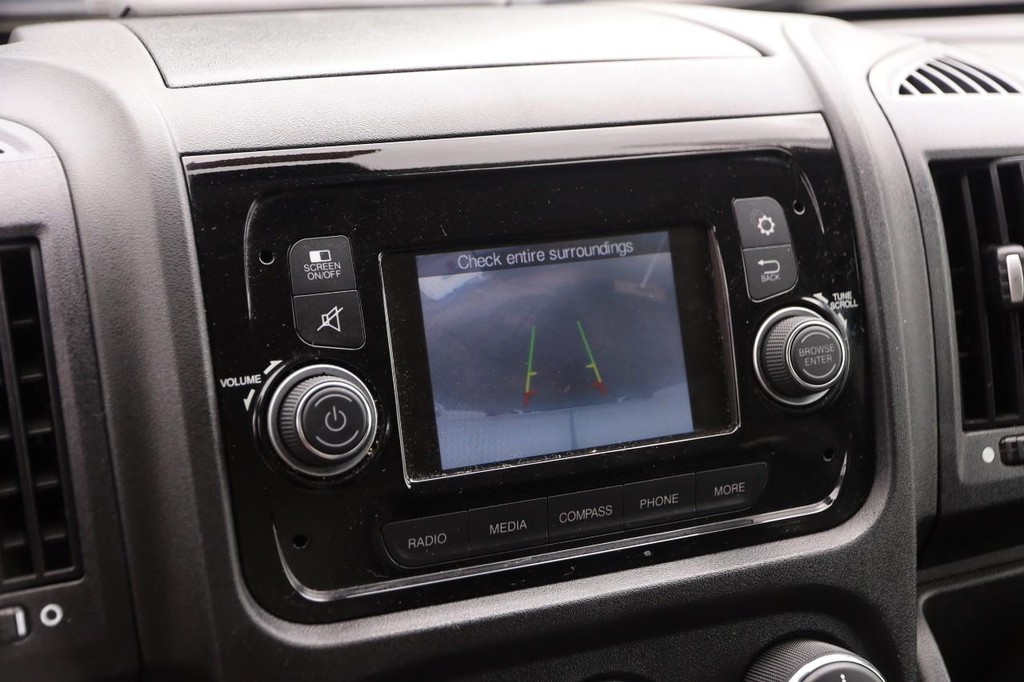 Ram ProMaster Cargo Van Vehicle Full-screen Gallery Image 25