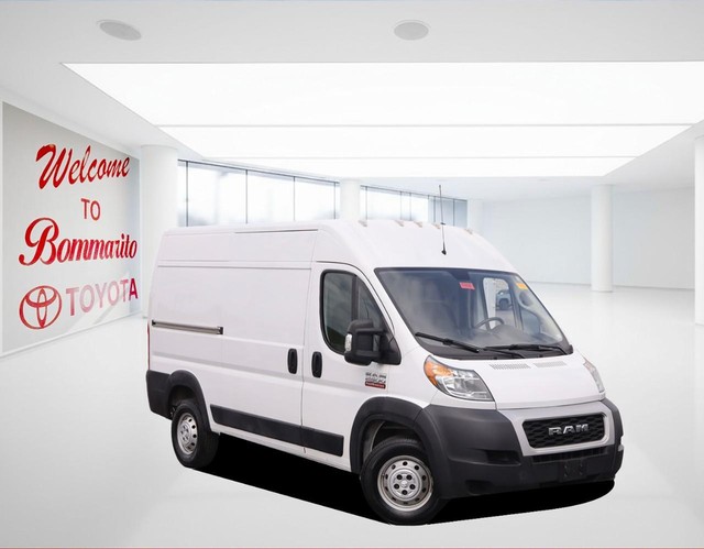 Ram ProMaster Cargo Van Vehicle Image 02