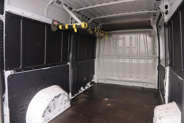 Ram ProMaster Cargo Van Vehicle Image 08