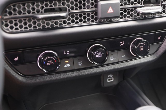 Honda HR-V Vehicle Image 17