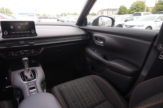 Honda HR-V Vehicle Image 24