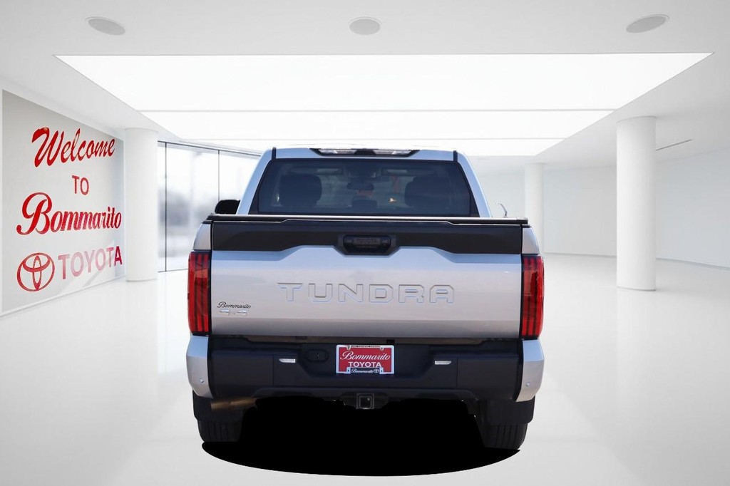 Toyota Tundra 4WD Vehicle Full-screen Gallery Image 6