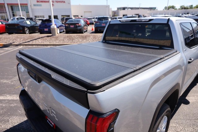 Toyota Tundra 4WD Vehicle Image 07
