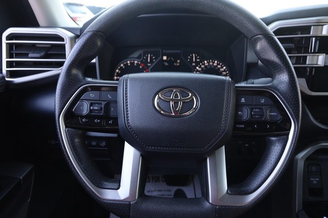 Toyota Tundra 4WD Vehicle Image 10