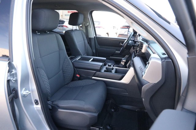Toyota Tundra 4WD Vehicle Image 25