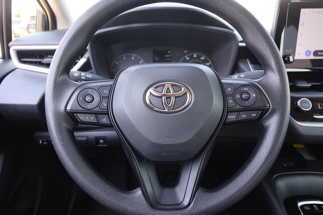 Toyota Corolla Vehicle Image 10
