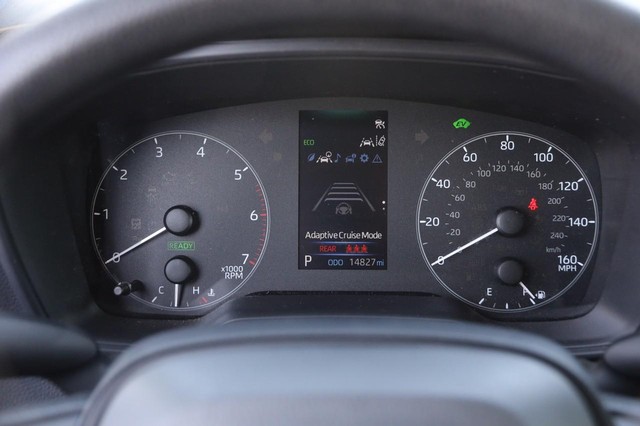 Toyota Corolla Vehicle Image 13