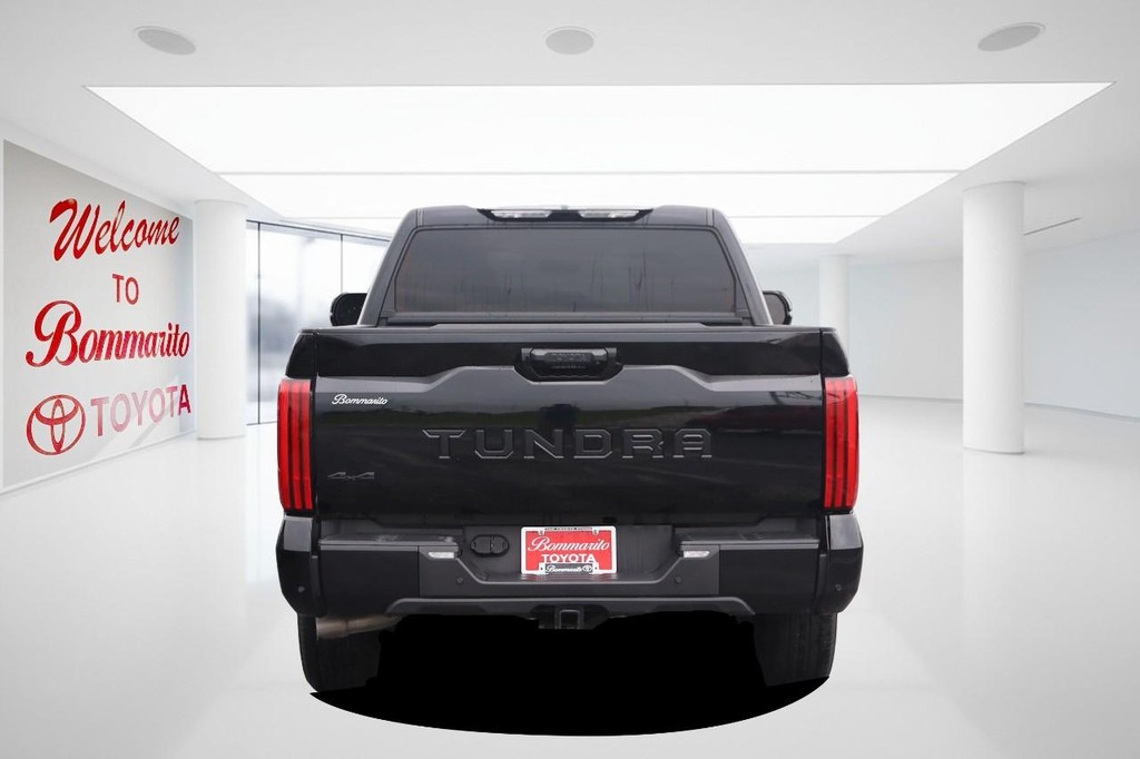 Toyota Tundra 4WD Vehicle Full-screen Gallery Image 6