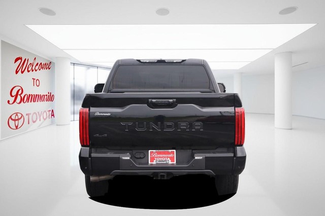 Toyota Tundra 4WD Vehicle Image 06