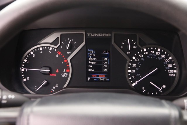 Toyota Tundra 4WD Vehicle Image 12