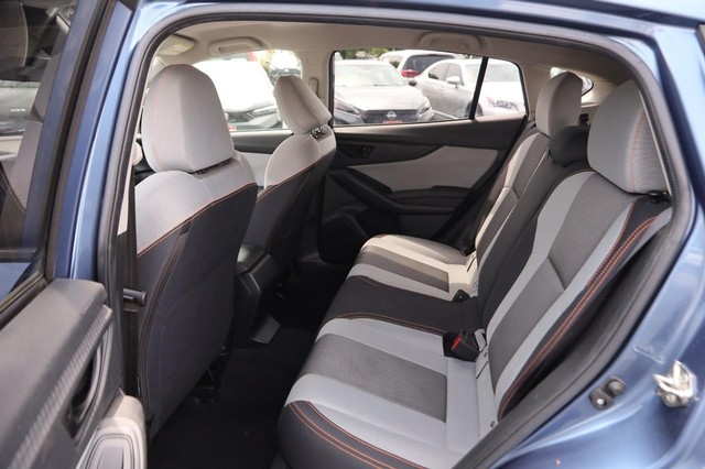 Subaru Crosstrek Vehicle Image 09