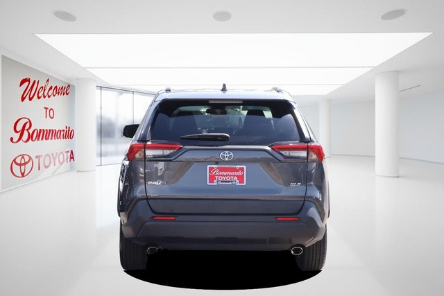 Toyota RAV4 Vehicle Image 06