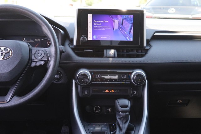 Toyota RAV4 Vehicle Image 23