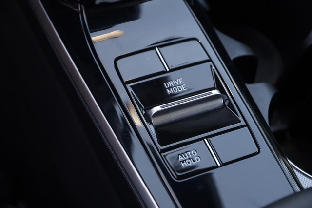 Hyundai Sonata Vehicle Image 19