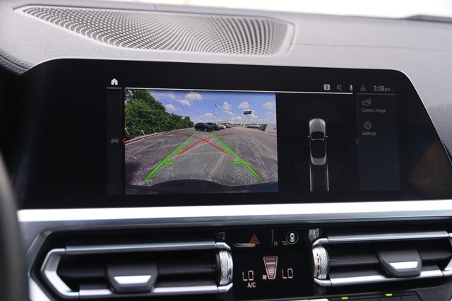 BMW 4 Series Vehicle Image 17