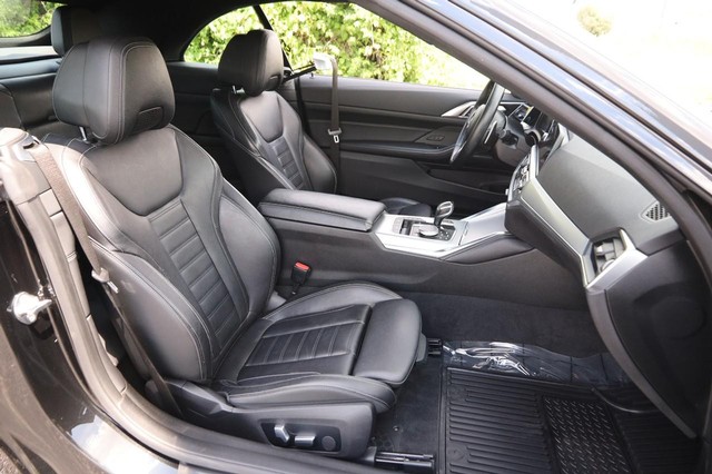 BMW 4 Series Vehicle Image 23