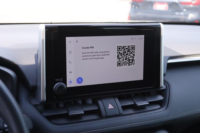 Toyota RAV4 Vehicle Image 17