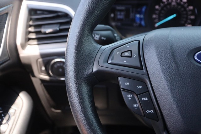 Ford Edge Vehicle Image 10