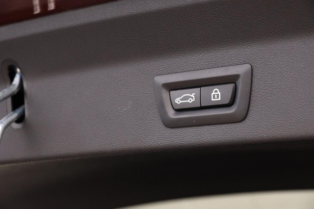 BMW X3 Vehicle Image 08