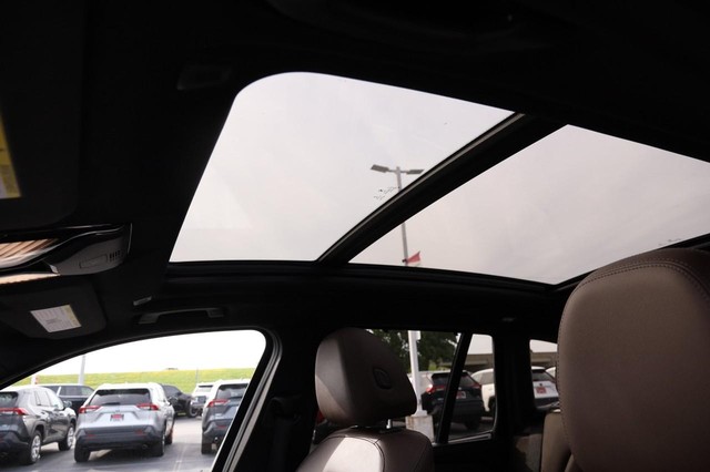 BMW X3 Vehicle Image 09