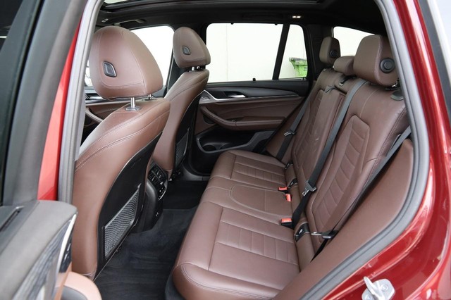 BMW X3 Vehicle Image 11