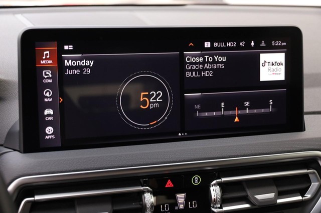 BMW X3 Vehicle Image 17