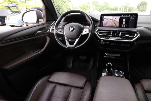 BMW X3 Vehicle Image 24