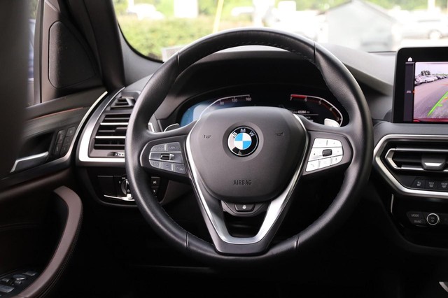 BMW X3 Vehicle Image 25