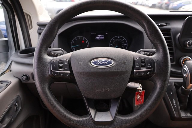 Ford Transit Passenger Wagon Vehicle Image 09