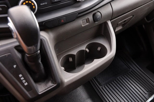 Ford Transit Passenger Wagon Vehicle Image 18