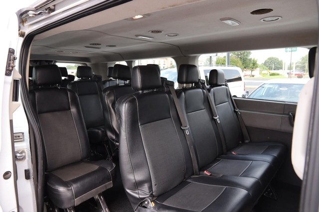 Ford Transit Passenger Wagon Vehicle Image 24