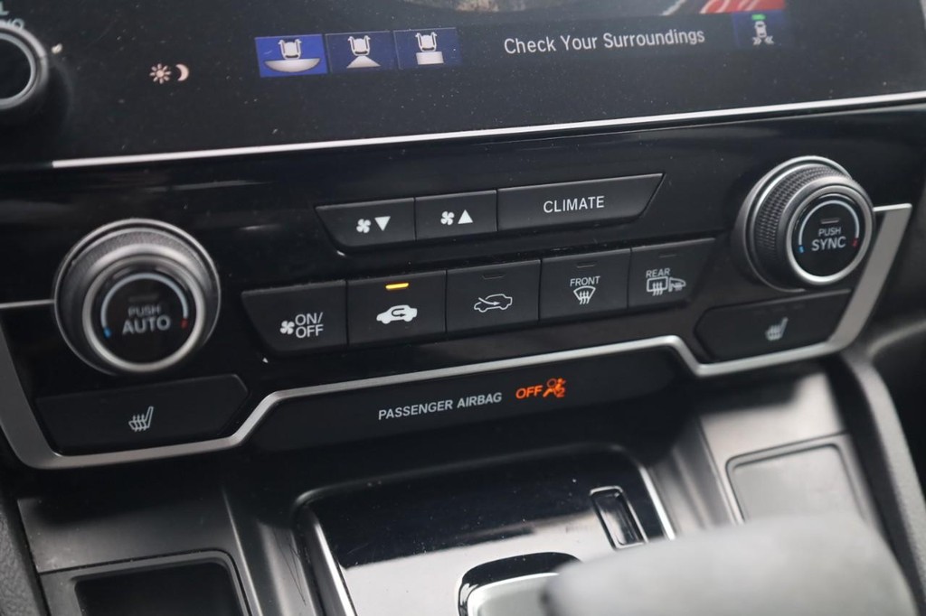 Honda CR-V Vehicle Full-screen Gallery Image 16