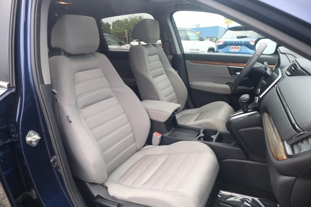 Honda CR-V Vehicle Full-screen Gallery Image 19