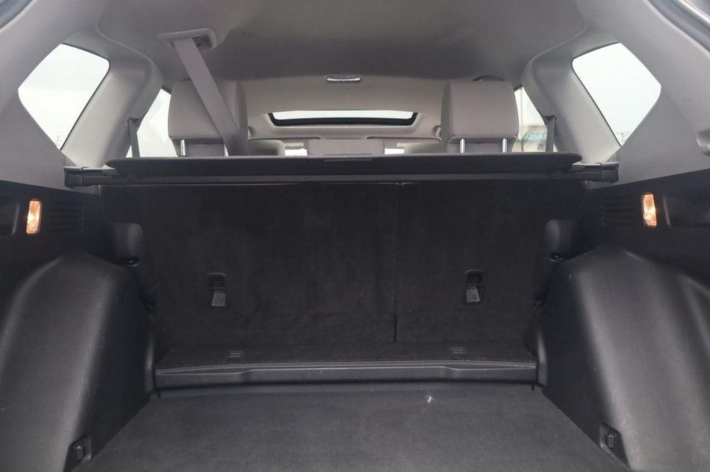 Honda CR-V Vehicle Full-screen Gallery Image 24