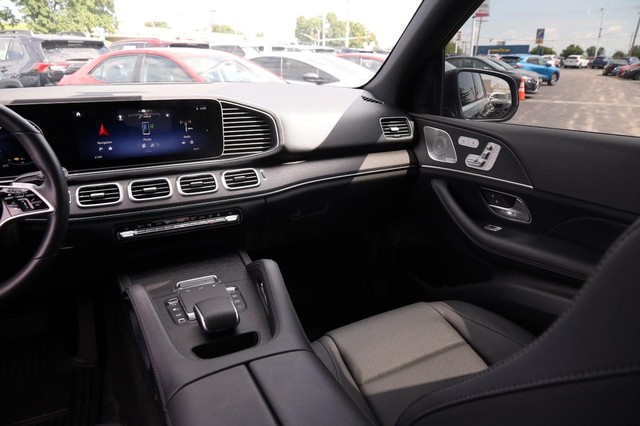 Mercedes-Benz GLE Vehicle Image 29